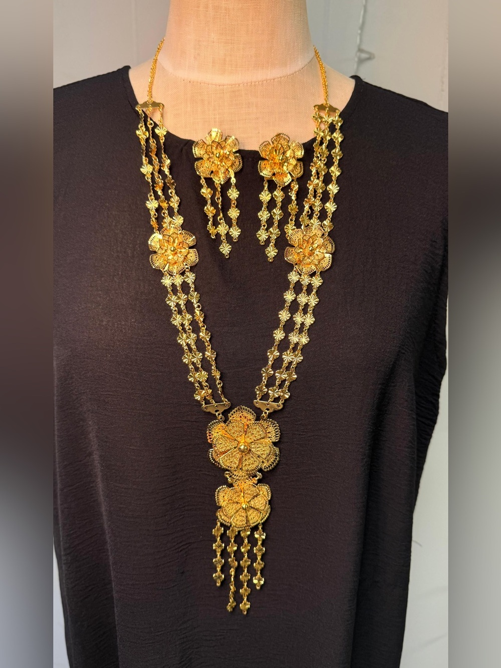 Gold Floral Long Necklace and Earrings Set - Women Jewelry